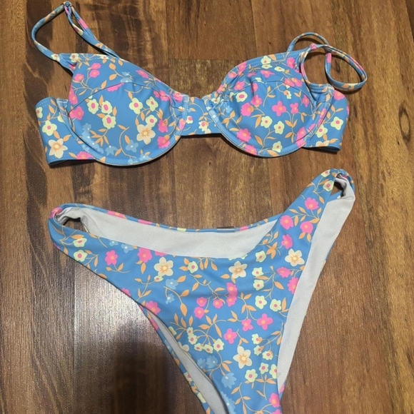 aerie Other - Aerie Blue Floral Bikini